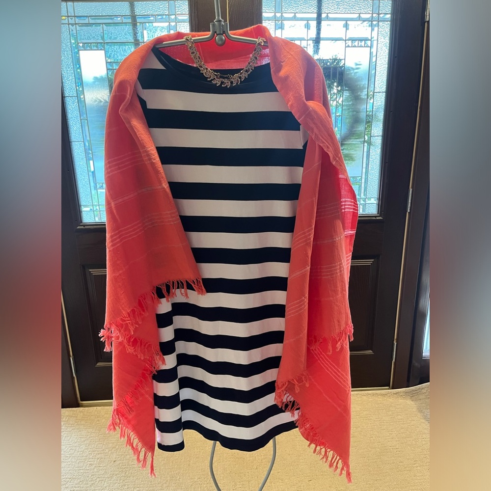 EUC Nautical vibe, navy & white, extra soft cotton dress. Isaac Mizrahi, medium